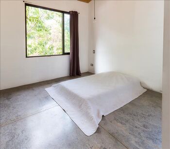 3 BED + PLAYROOM + GUEST HOUSE IN LA ECOVILLA – CASA PAJAROS en San Mateo, Alajuela — $650,000 - Foto 5 de 5