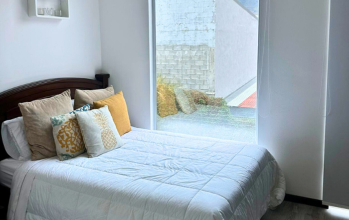Venta de apartamento en condominio en Vista a la Colina, Santa Ana en Pozos, Santa Ana, San José — $250,000 - Foto 3 de 21