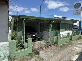 Venta Lote comercial con casa  Guadalupe San José