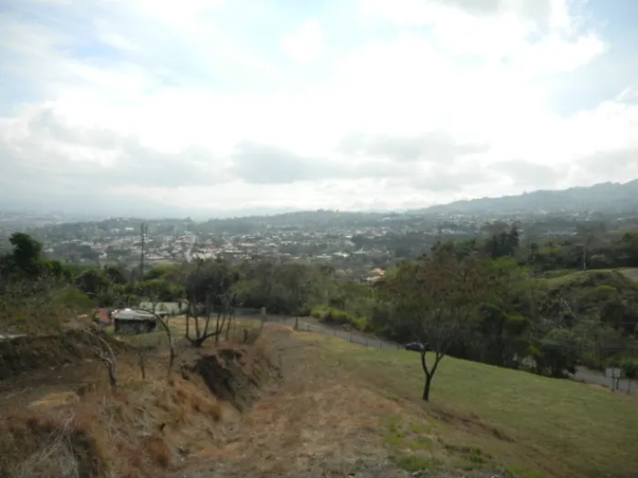 Terreno con gran potencial en sector Jaboncillo, Escazú. en Escazú, San José — $764,625