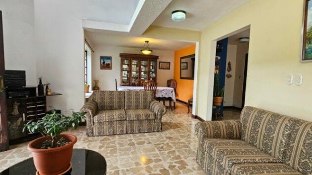 MLS-25-1953 VENTA CASA GRANADILLA CURRIDABAT  in Granadilla, Curridabat, San José — ₡ 170 000 000