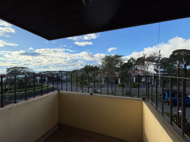 ¡Tu nuevo hogar te espera en Barva de Heredia! Esta hermosa casa en Venta en Barva, Heredia — $225,000