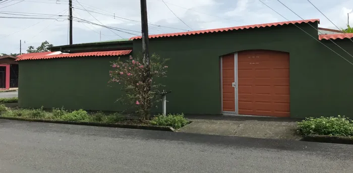 Venta de casa en Limón COD RG 1297 en Limón — ₡ 88 000 000 - Foto 3 de 30