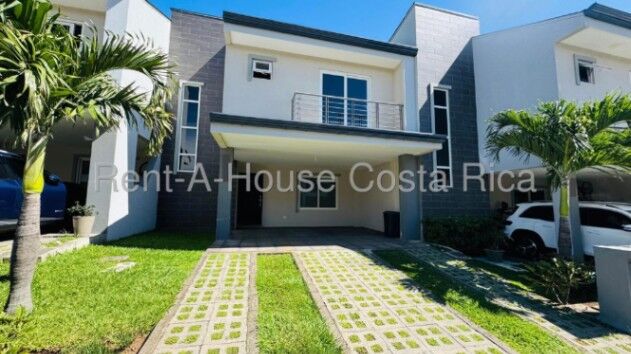 Alquiler de Casa en Escazú-San Rafael. RAH 26-1468 en San Rafael, Escazú, San José — $1,900