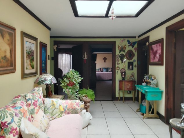 Venta de residencia de un nivel con uso de suelo mixto en San Rafael de Escazú #27-753 GS en San Rafael, Escazú, San José — $675,000 - Foto 2 de 12