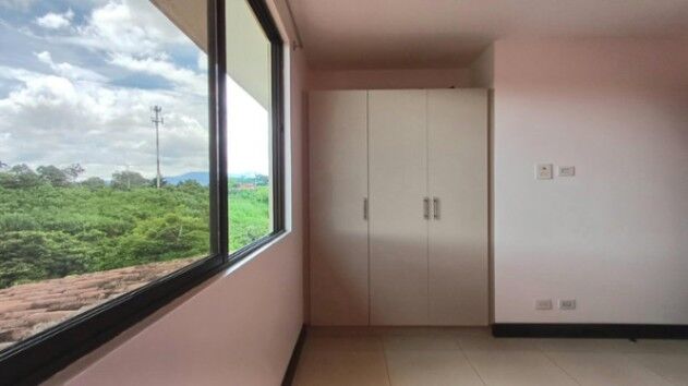 Venta de Casa en Montes de Oca, San José.  in Sabanilla, Montes De Oca, San José — $369,900