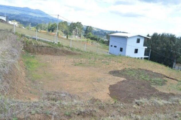 Terreno en venta en Sabana Redonda de Poás, Alajuela en Sabana Redonda, Poás, Alajuela — ₡ 60 000 000