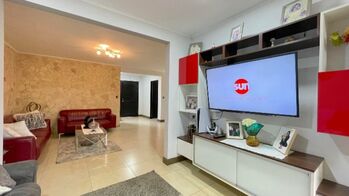 Venta de Casa en Belên, Heredia. RAH 25-1642 in San Antonio, Belén, Heredia — $225,000 - Photo 5 of 10