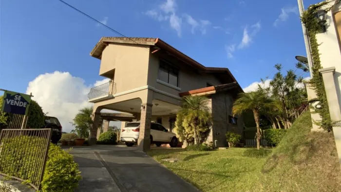 VENDO CASA HABITACIONAL - OPORTUNIDAD UNICA!!! en Guadalupe, Goicoechea, San José — $380,000