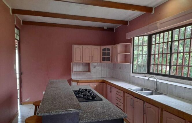 Casa con Quinta en Guápiles, Limón  en Guápiles, Pococí, Limón — $299