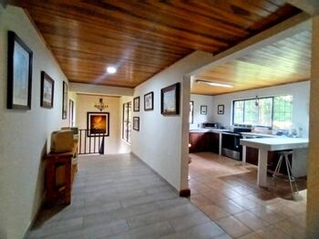 VENTA PROPIEDAD HEREDIA RESIDENCIAL EL TIROL  TEL: 83259589 in Ángeles, San Rafael, Heredia — $650,000 - Photo 4 of 24