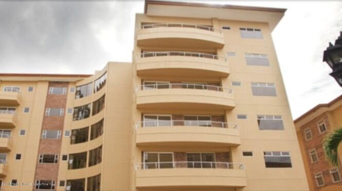 Venta de Apartamento en Escazú-San Rafael. RAH 25-696 in San Rafael, Escazú, San José — $450,000