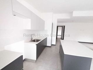RENTAL IN FRANCISCO CONDOMINIUM IN HEREDIA in San Francisco, Heredia — 460 000 ₡ - Photo 4 of 7