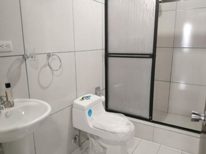 Casa en venta en Guadalupe con excelente ubicación y espacios ideales para la familia #26-295 GS en Mata de Plátano, Goicoechea, San José — $189,000