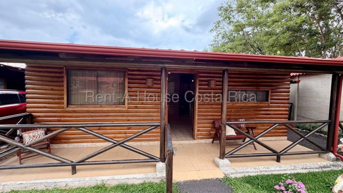 Alquiler de Apartamento Tipo Cabaña en Santo Domingo de Heredia. RAH 27-410 in Santa Rosa, Santo Domingo, Heredia — $1,150
