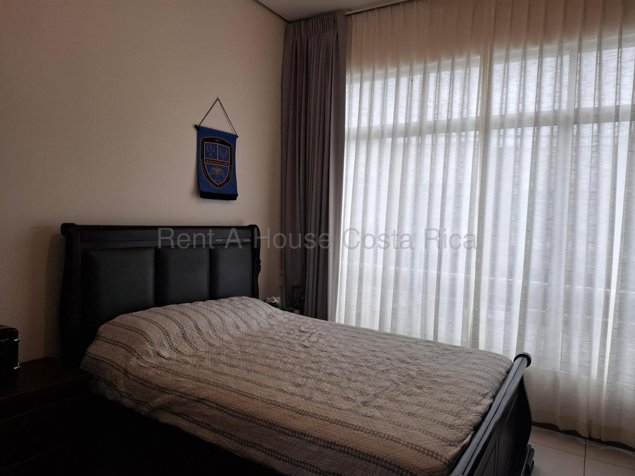 Venta de Casa en Sabanilla con Vista y Excelentes Amenidades #27-129 GS in Sabanilla, Montes De Oca, San José — $197,369 - Photo 2 of 14