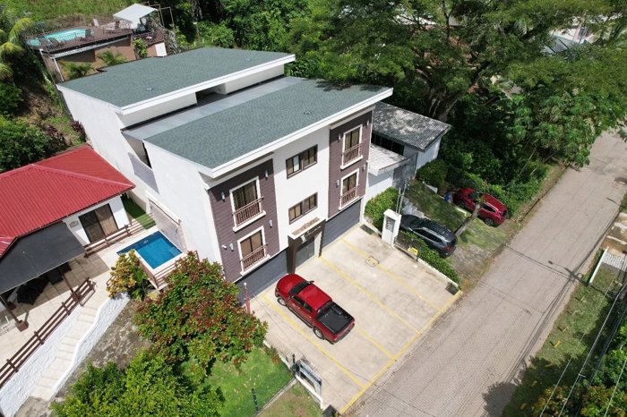 VENTA EDIFICIO en Punta Leona in Tárcoles, Garabito, Puntarenas — $960,000 - Photo 2 of 18