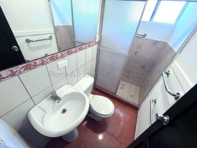 Venta de Casa en Guadalupe o Arenilla de Cartago. RAH 26-2036 en Guadalupe, Cartago — ₡ 60 000 000