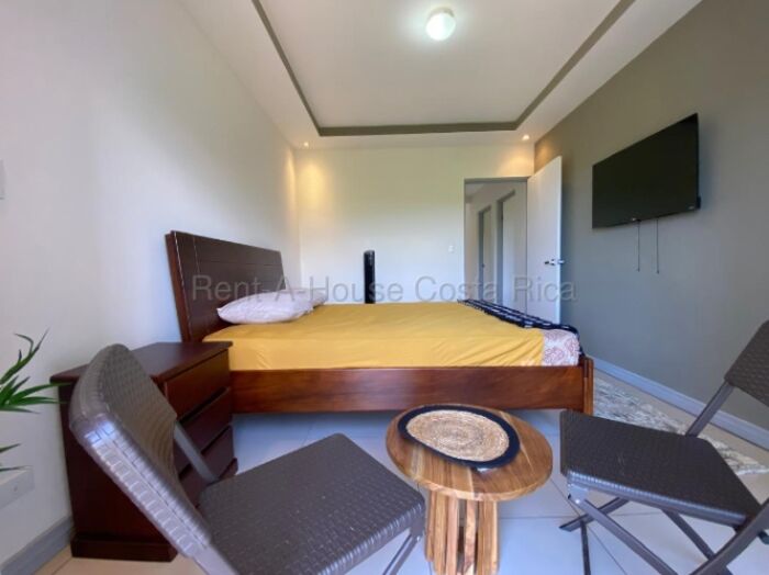 Alquiler | Apartamento amueblado de 3 habitaciones en Cariari, Heredia #27-70 GS en Ulloa, Heredia — $1,500