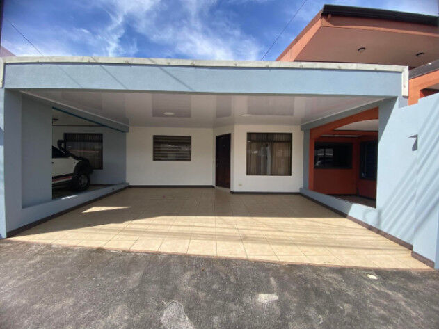 viva en este grandioso condominio casa amplia y moderna  in El Tejar, El Guarco, Cartago — $126,000