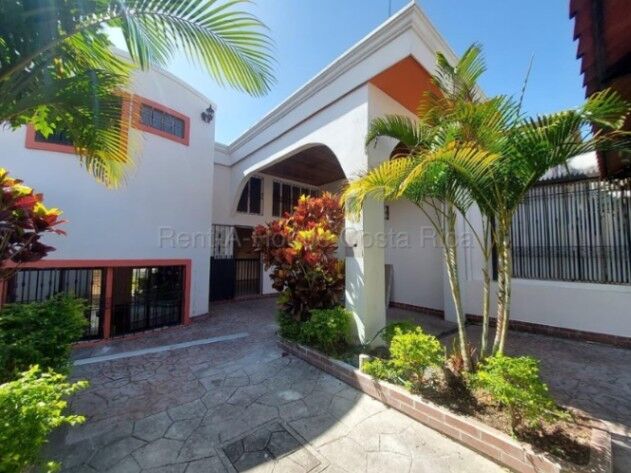 Alquiler de Casa en Rohrmoser, San José. RAH 26-1788 en Pavas, San José — $2,250