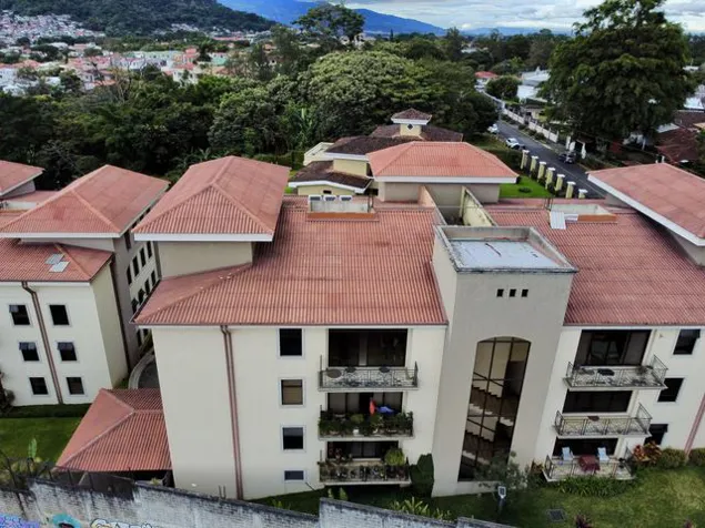 Venta de Apartamento AMUEBLADO en Sánchez de Curridabat. RAH 26-887 en Sánchez, Curridabat, San José — $300,000