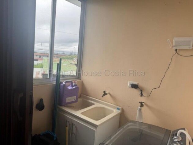 Venta de Apartamento en Moravia-La Trinidad. RAH 26-2144 PISO 2 en La Trinidad, Moravia, San José — ₡ 49 000 000