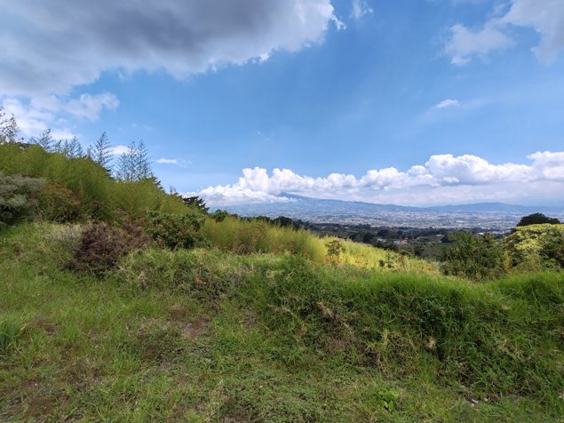 Terreno  Exclusivo de 7,000 m²  Concepción, San Rafael de Heredia en Concepción, San Rafael, Heredia — $290,000 - Foto 2 de 9