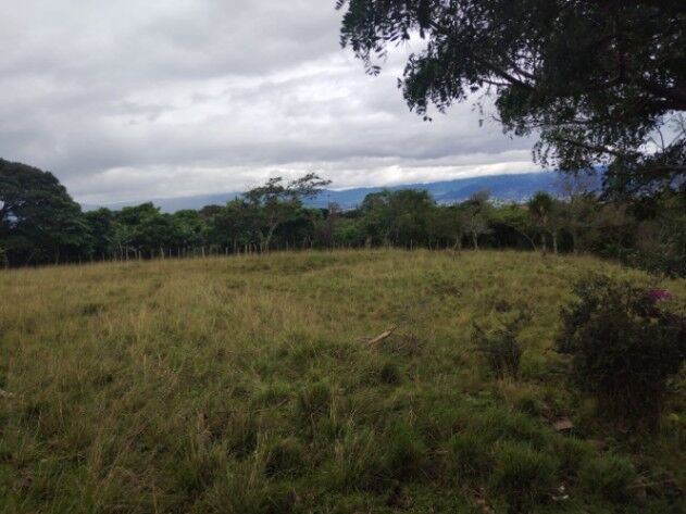 SOLO BUENO EN SAN ISIDRO DE HEREDIA.  en San Isidro, Heredia — ₡ 250 000 000