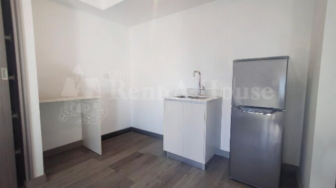 Venta de estudio moderno con balcón e ideal para inversión #26-1145 GS in Carmen, San José — ₡ 118 000