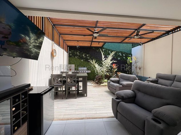 Venta de Casa en Santo Domingo-San Miguel, Heredia. RAH 27-483 en San Miguel, Santo Domingo, Heredia — $259,000 - Foto 3 de 21