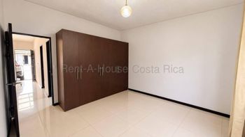 Apartment Rental in La Trinidad de Moravia. RAH 27-1036 in La Trinidad, Moravia, San José — ₡ 500 000 - Photo 5 of 19
