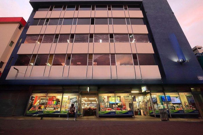 VENTA DE EDIFICIO COMERCIAL, SAN JOSÉ, PLAZA DE LA CULTURA en Carmen, San José — $4,500,000