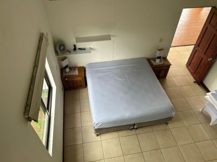 Casa amplia en venta en residencial privado de La Garita Alajuela con piscina y ascensor #25-91 GS in Garita, Alajuela — $380,000