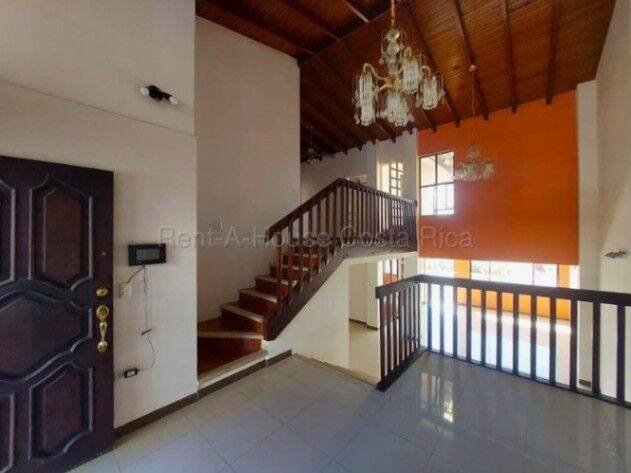 Alquiler de Casa en Rohrmoser, San José. en Pavas, San José — $2,250