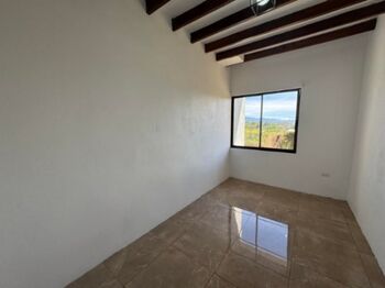 Venta de Casa en Valverde-Rodríguez, Alajuela. RAH 26-1292 en Rodríguez, Sarchí, Alajuela — $214,765 - Foto 5 de 10