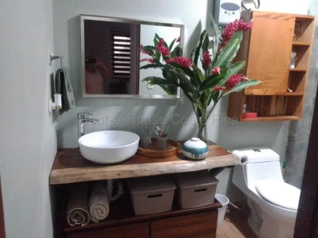 Venta de Casa + APTO en Santa Cruz de Guanacaste. RAH 26-1549 PRECIO REBAJADO en Santa Cruz, Guanacaste — $270,000 - Foto 3 de 6