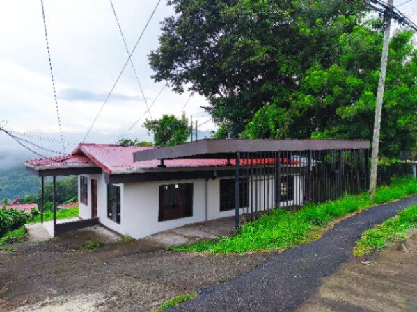 ‼️Oportunidad de inversión en Atenas, Barrio San José Sur‼️ en San José, Atenas, Alajuela — ₡ 39 000 000