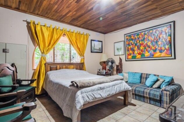 MLS-25-663 KQ VENTA QUINTA LA GARITA ALAJUELA CONTACTENOS AL # 88987222 in Garita, Alajuela — $1,000,000