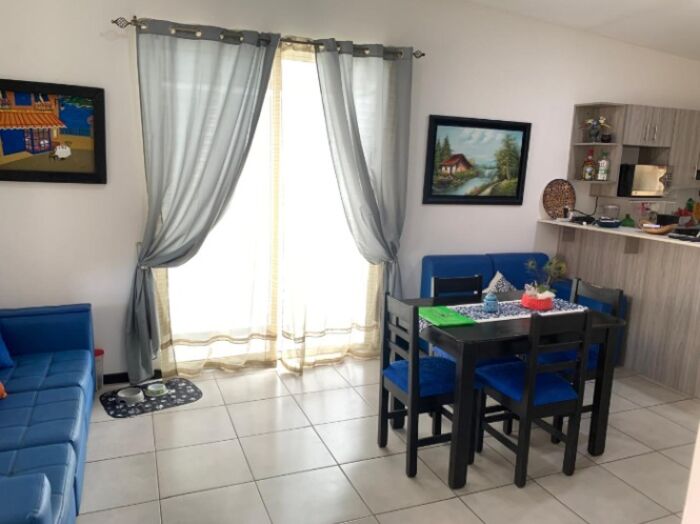 GRAN OPORTUNIDAD! POR MOTIVO DE VIAJE! en Aguacaliente, Cartago — ₡ 63 000 000