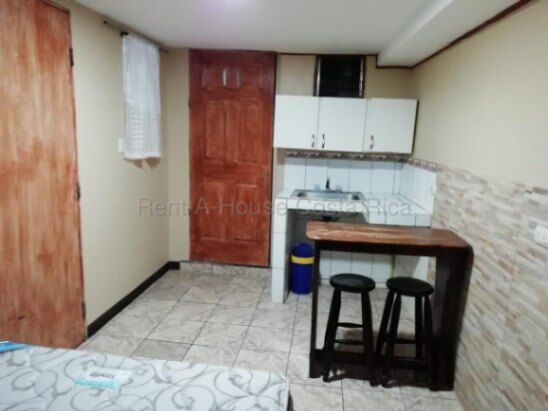 Venta casa cómoda, segura y bien ubicada San Rafael Abajo Desamparados en San Rafael Abajo, Desamparados, San José — ₡ 70 000 000