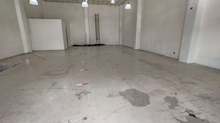 Local en Alquiler en La Uruca, San Jose, Uso Comercial,calle ppal en Uruca, San José — $2,750 - Foto 2 de 18