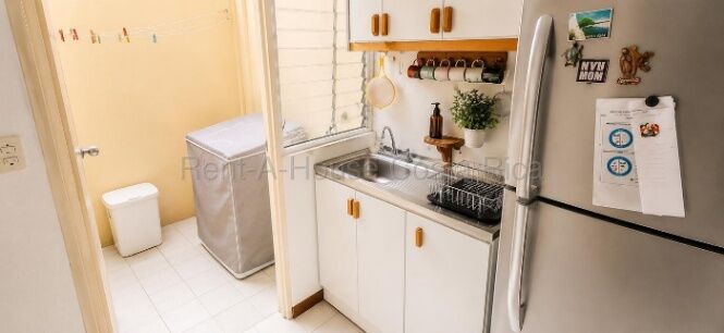 Venta de Casa en Montes de Oca-Mercedes. RAH 27-113 in Mercedes, Montes De Oca, San José — ₡ 75 000 000