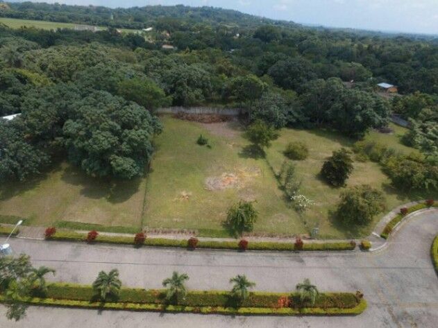 Lote para construir en condominio a 20 minutos de la playa en Coyolar, Orotina, Alajuela — ₡ 70 000 000