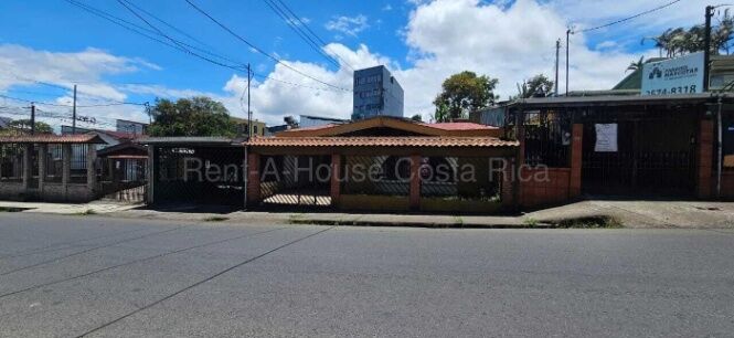 Propiedad en venta para uso comercial en el centro de Paraíso de Cartago #26-1845 GS in Paraíso, Cartago — $140,425