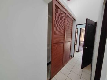 Venta de Casa en La Unión-Tres Ríos. RAH 26-1428 PRECIO REBAJADO en Tres Ríos, La Unión, Cartago — $220,000 - Foto 4 de 6