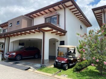 Casa en Venta Guácima, Alajuela, Alajuela