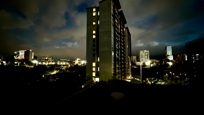 Apartamento con Forest View en Azenza Towers en Uruca, San José — $145,000