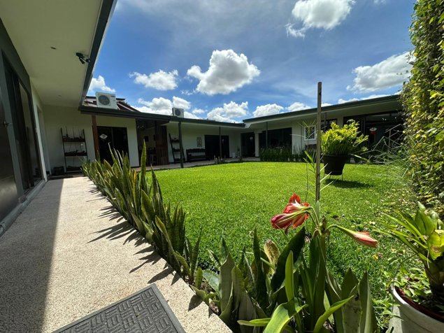 Venta de Oficinas corporativas en Los Yoses in San Pedro, Montes De Oca, San José — $650,000 - Photo 3 of 29