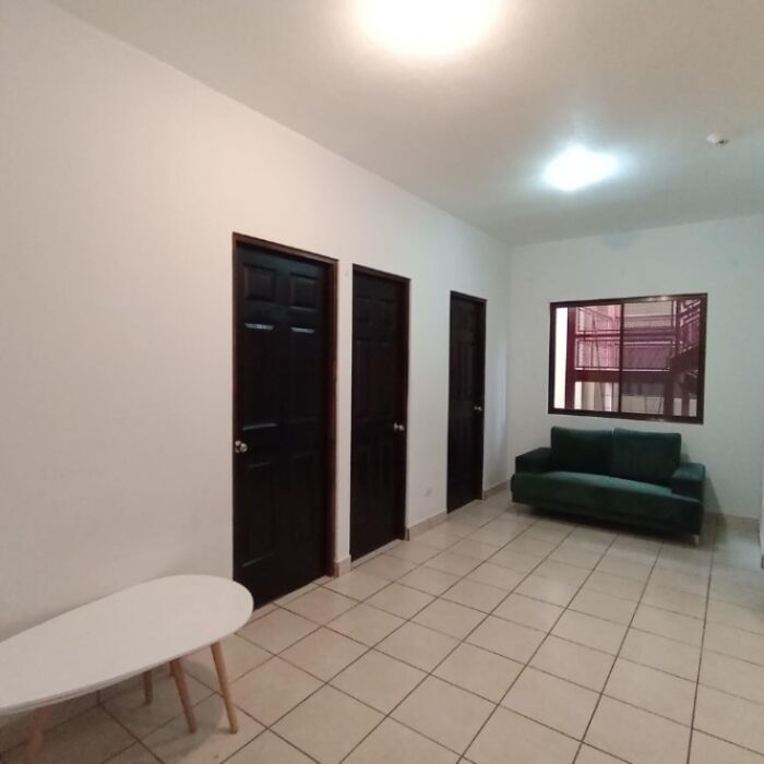 VENTA DE APARTAMENTO EN ZONA PRIVILEGIADA DE LA TRINIDAD DE MORAVIA. en La Trinidad, Moravia, San José — ₡ 45 000 000